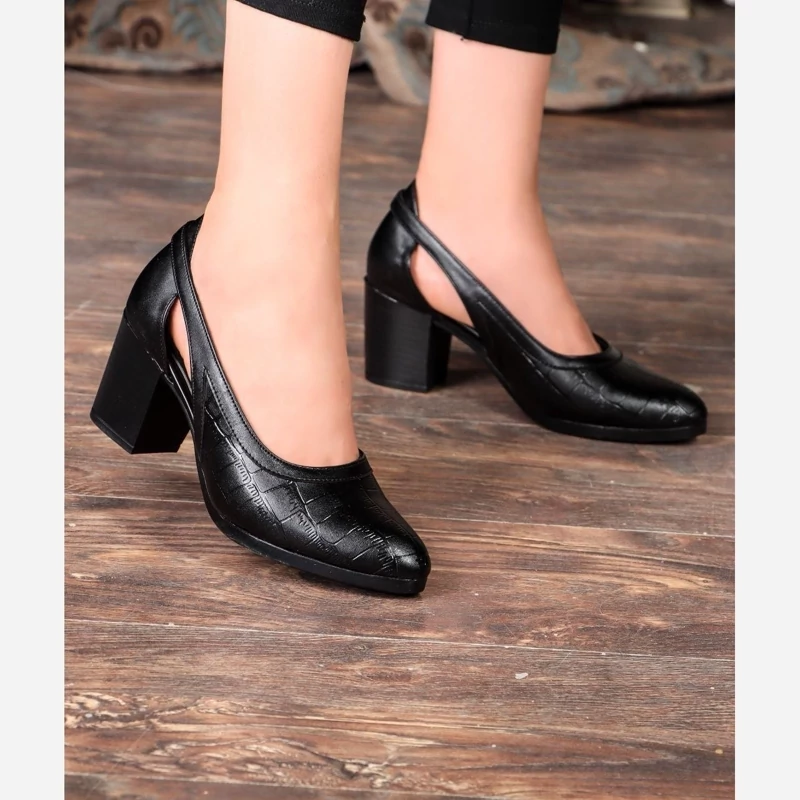 کفش پاشنه دار مدل آرلا