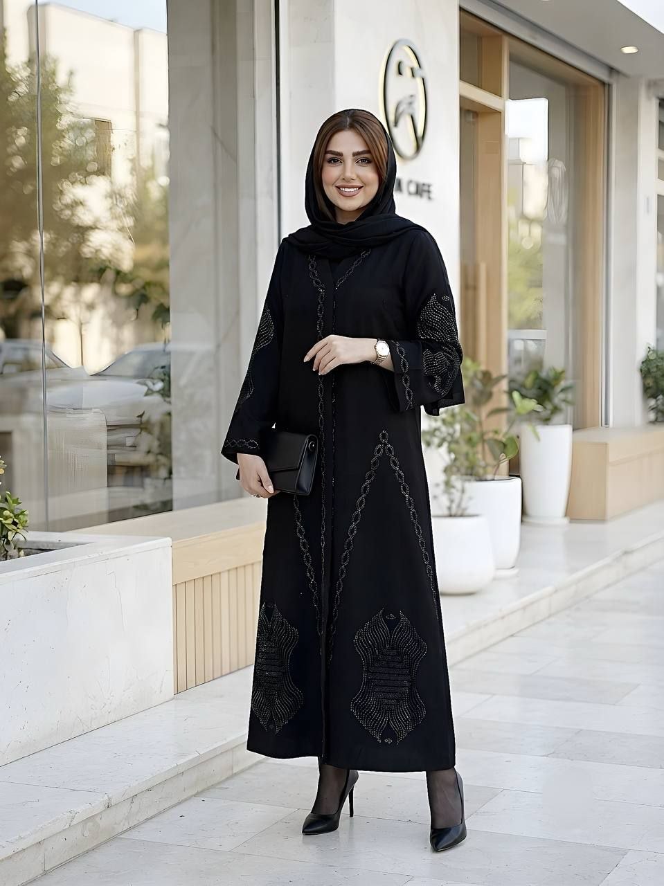 مانتو مجلسی زنانه با نگین کاری ظریف و لوکس کد۰۴۷۳