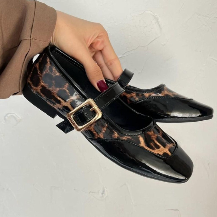 کالج پلنگی زنانه